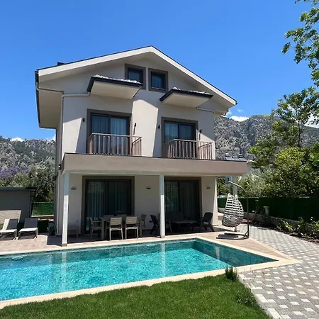 Exclusive Family In With Private Pool Göcek